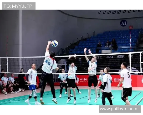 赛后分析：杭州排球队与北京排球队的默契配合与战术对抗全景回顾